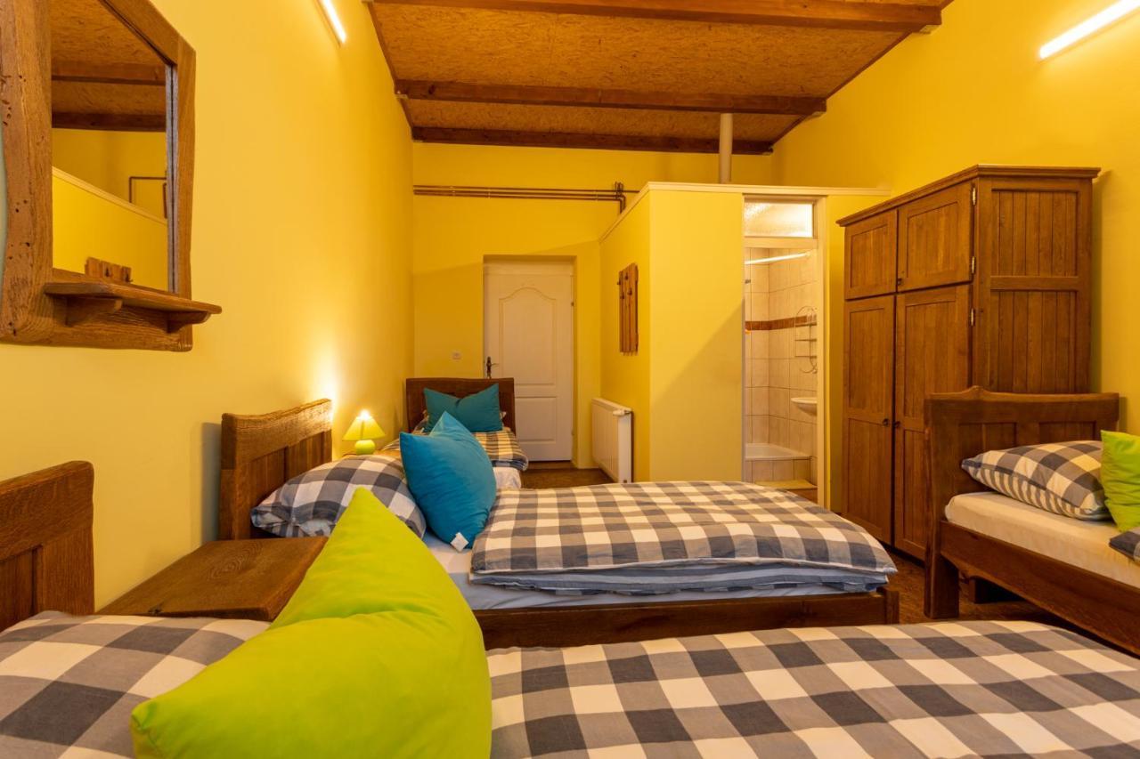 Kuca Za Odmor Baranjski Dvori Hotel Zmajevac ภายนอก รูปภาพ